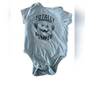 5/$15 Baby Boy/Girl Old Navy 6-12 Month Short Sleeve Onsie-Halloween/Pumpkin